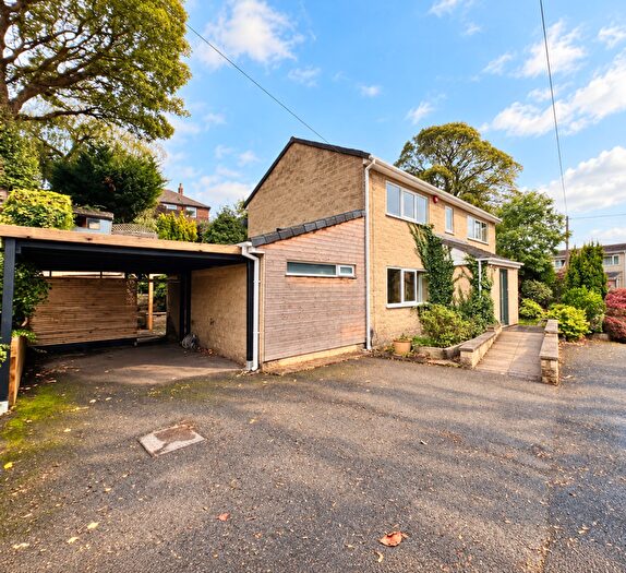 5 Bedroom Detached House For Sale In The Clough, Fenay Bridge, HD8