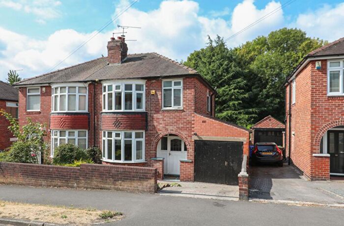 3 Bedroom Semi-Detached House For Sale In Bramley Avenue, Sheffield, S13