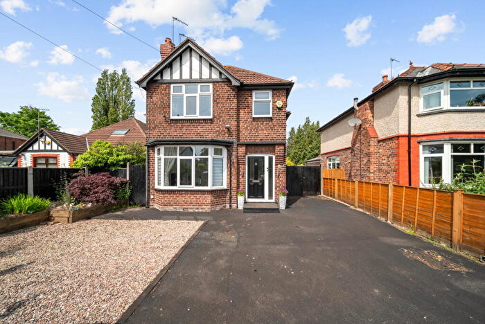 4 Bedroom Detached House For Sale In Warrington Road, Cuddington, Northwich, CW8