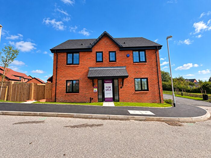 4 Bedroom Detached House For Sale In Grange Croft, Westhoughton, BL5