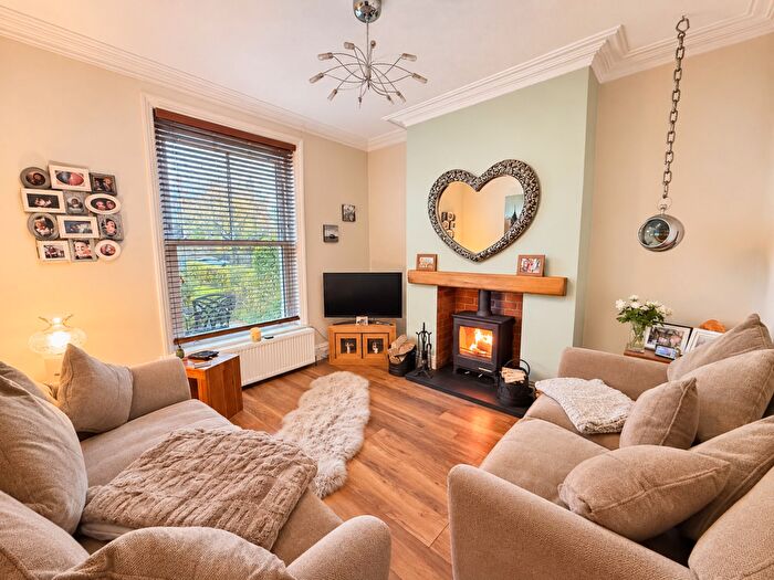 3 Bedroom Terraced House For Sale In Carus Avenue, Hoddlesden, BB3