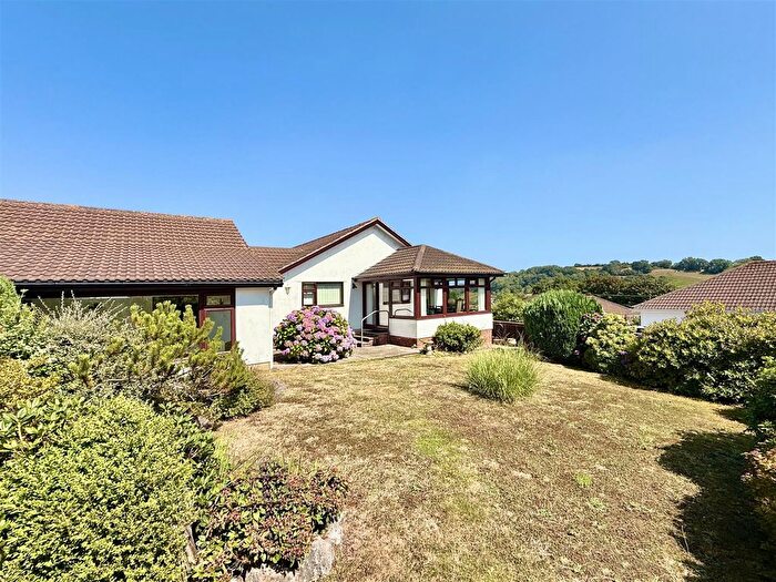 3 Bedroom Detached Bungalow For Sale In Huccaby Close, Brixham, TQ5