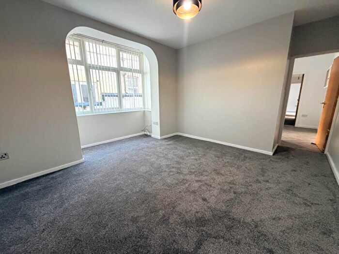 2 Bedroom Flat To Rent In Shaw Road, Blackpool, FY1
