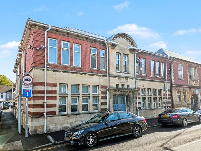 2 Bedroom Flat To Rent In Alexandra Road, Newport, NP20