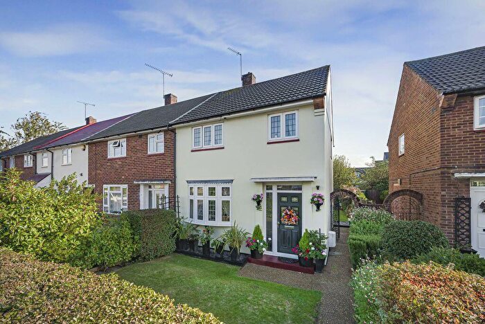 2 Bedroom End Of Terrace House For Sale In Croxley Green, Orpington, BR5