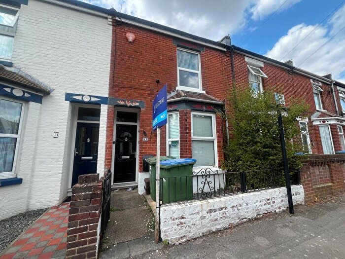 3 Bedroom Terraced House For Sale In Kingsley Road, Southampton, SO15