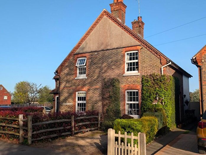 2 Bedroom Semi-Detached House For Sale In Ironsbottom, Reigate, RH2