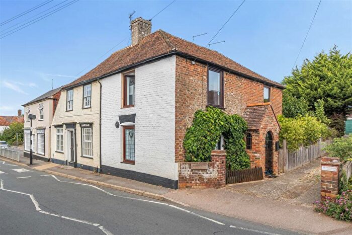 1 Bedroom Flat For Sale In High Street, Eastry, Sandwich, CT13
