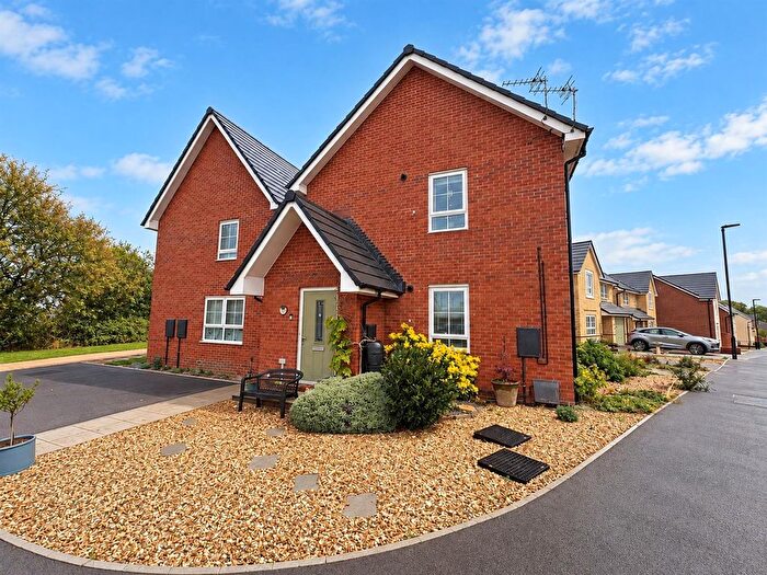 1 Bedroom Maisonette For Sale In Clutterbuck Close, Leonard Stanley, Stonehouse, GL10