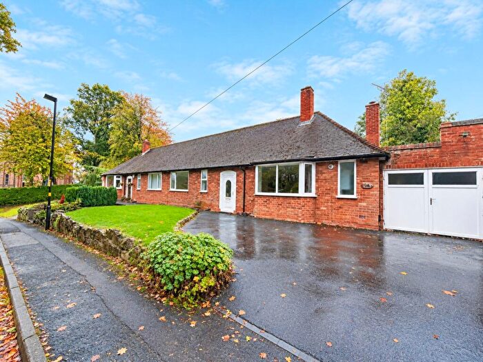 3 Bedroom Bungalow To Rent In Griffins Brook Lane, Birmingham, West Midlands, B30