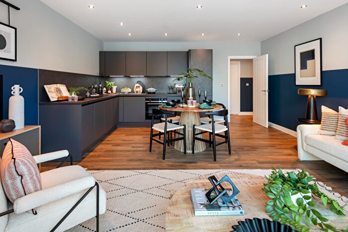 1 Bedroom Flat For Sale In Conduit Way, Leyton, E10