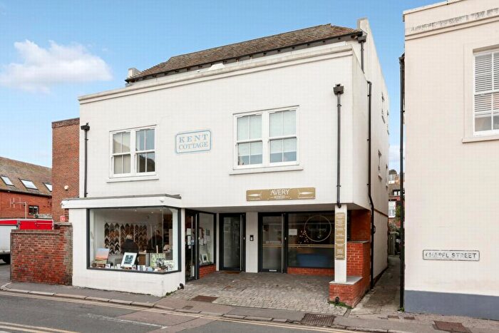 2 Bedroom Flat For Sale In Chapel Street, Hythe, CT21