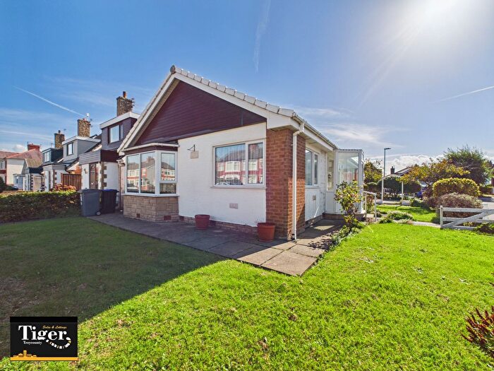 3 Bedroom Detached Bungalow For Sale In Lawn Tennis Court, Blackpool, FY4