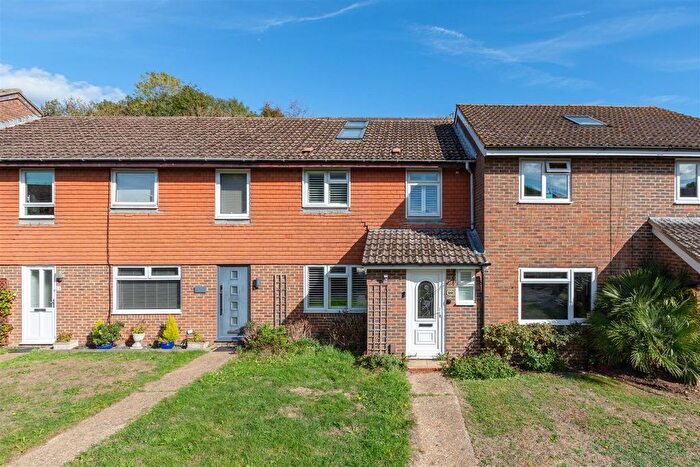 4 Bedroom Property For Sale In Juniper Close, Portslade, Brighton, BN41