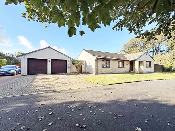 4 Bedroom Detached Bungalow For Sale In Rosewarne, Camborne, Cornwall, TR14