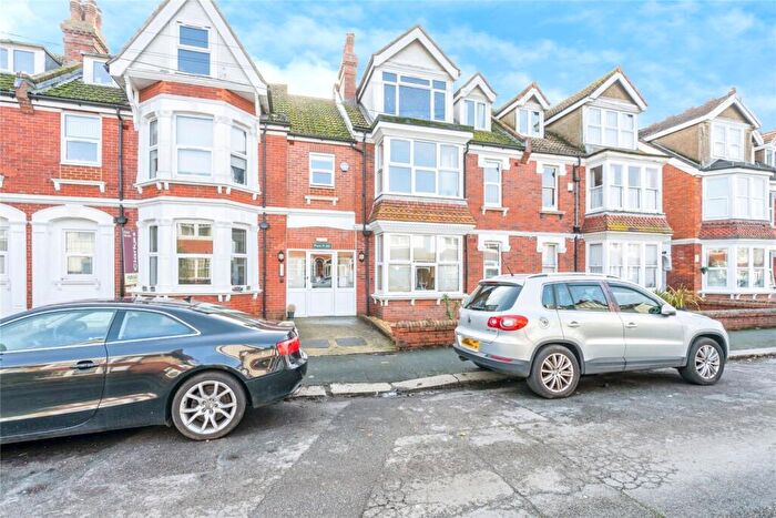 1 Bedroom Apartment To Rent In Richmond Avenue, Bognor Regis, PO21