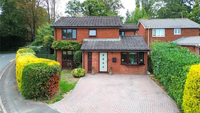 4 Bedroom Detached House For Sale In Cedarwood Crescent, Caversham, Reading, Berkshire, RG4