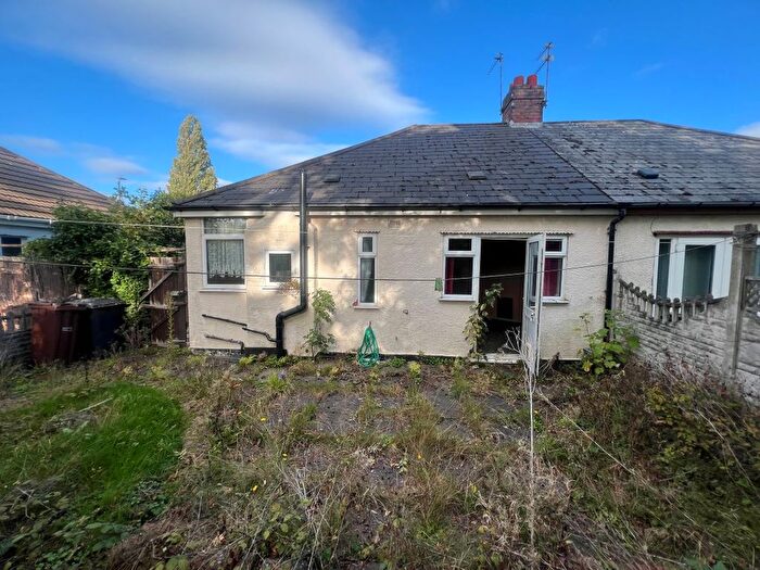 2 Bedroom Semi-Detached House For Sale In Malins Road, Wolverhampton, WV4