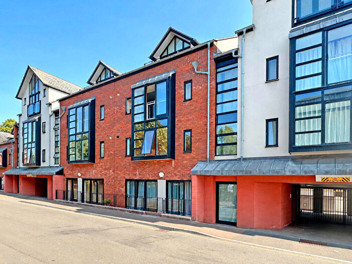 2 Bedroom Apartment For Sale In Tudor Street, Exeter, EX4