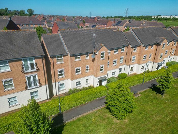 2 Bedroom Flat For Sale In Flaxdown Gardens, Rugby, CV23