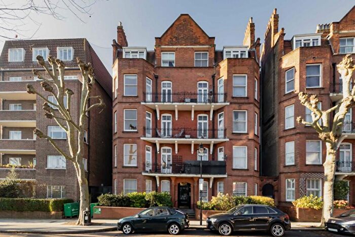 3 Bedroom Flat To Rent In Lissenden Gardens, Gospel Oak, NW5
