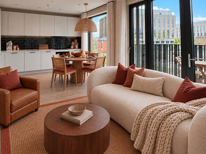 2 Bedroom Apartment For Sale In Glasswater Locks By Berkeley | Canalside -Bed Just £, | Concierge, Gym & Cinema | Parking Available, B4