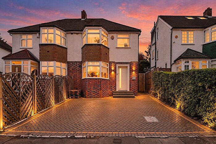 3 Bedroom Semi-Detached House For Sale In Northfield Road, Cockfosters, EN4