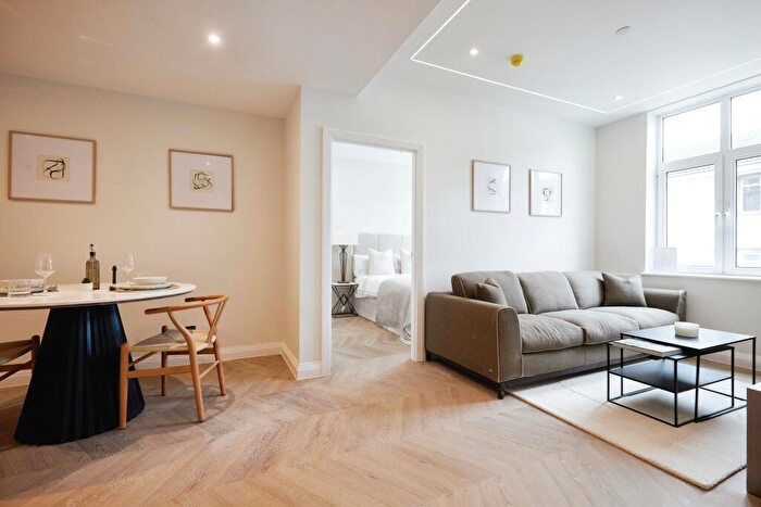 1 Bedroom Flat To Rent In Princes Street Dorchester, DT1