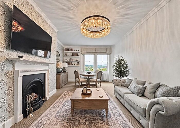 1 Bedroom Flat For Sale In Brunswick Place, Bath, BA1