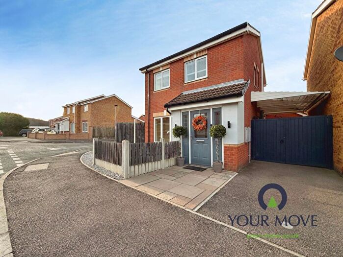 3 Bedroom Detached House For Sale In Galway Close, Royston, Barnsley, S71