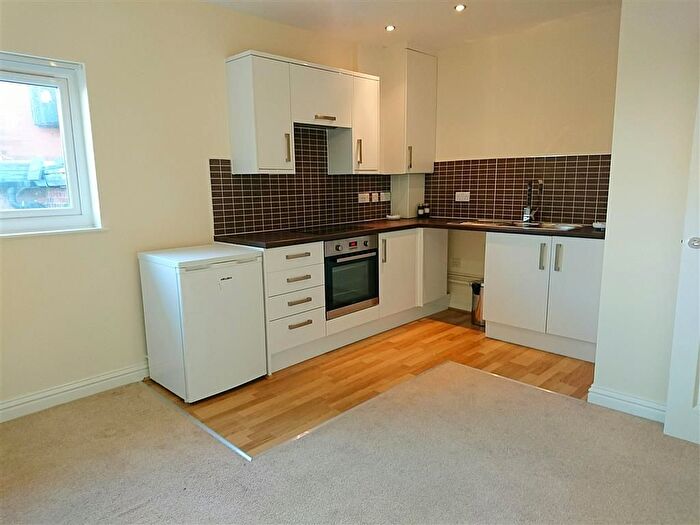 1 Bedroom Flat To Rent In The Kingsway, SA1