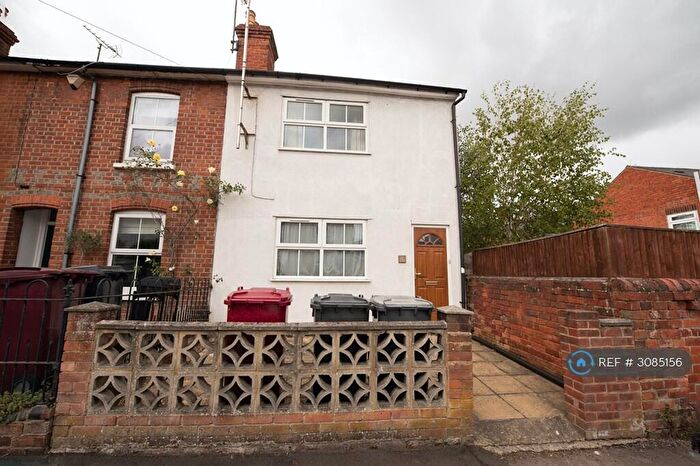 5 Bedroom End Of Terrace House To Rent In Blenheim Gardens, Reading, RG1