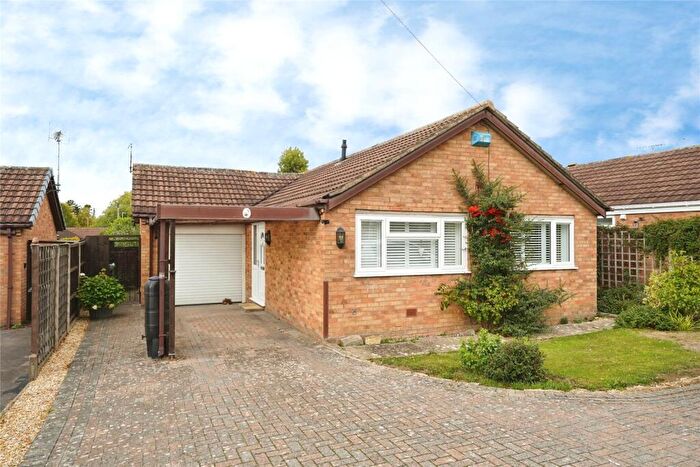 2 Bedroom Bungalow For Sale In Wheatway, Abbeydale, Gloucester, Gloucestershire, GL4