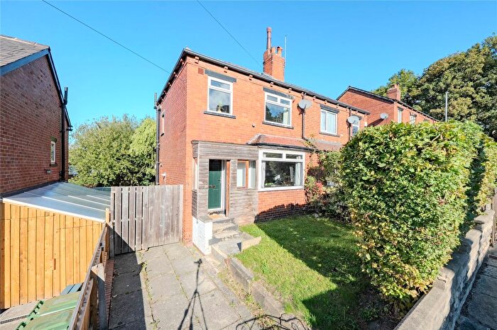 3 Bedroom Semi-Detached House For Sale In Woodside Place, Leeds, West Yorkshire, LS4