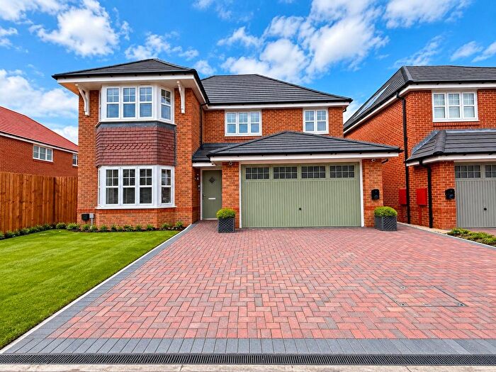 4 Bedroom Detached House For Sale In Torentun Close, Thornton, L23