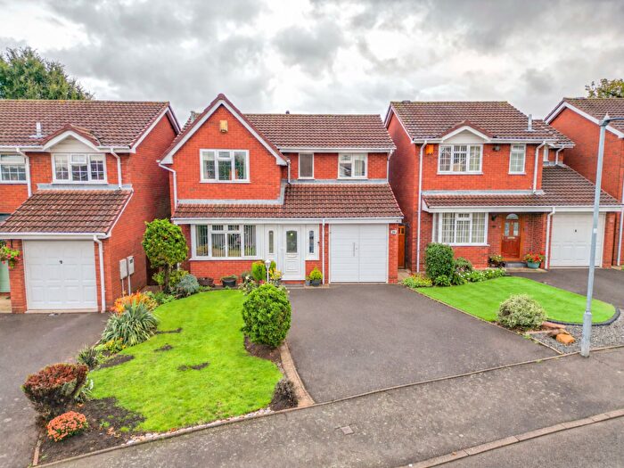 4 Bedroom Detached House For Sale In Ingleton Close, Nuneaton, CV11
