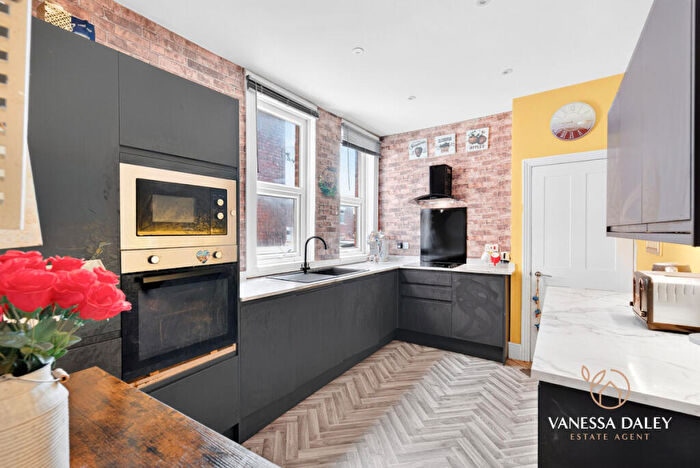 3 Bedroom Terraced House For Sale In Watling Street Road, Preston, PR2