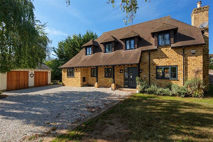 4 Bedroom Detached House To Rent In Windmill House, Mill Bank, Headcorn, TN27