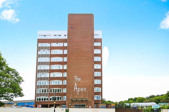 2 Bedroom Flat For Sale In Oundle Road, Peterborough, PE2