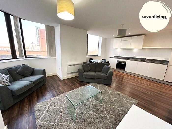 2 Bedroom Apartment To Rent In Broadway Residences, Broad Street, Birmingham, West Midlands, B15