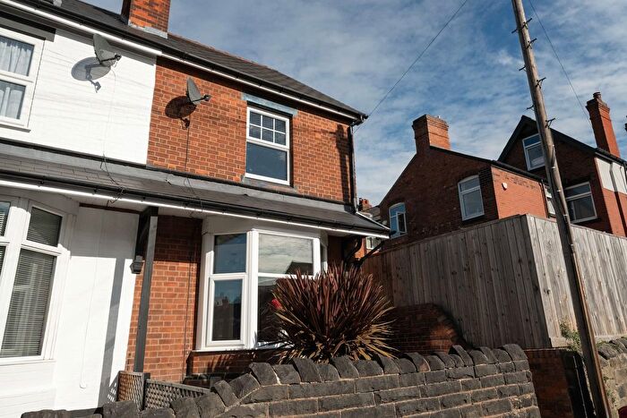 3 Bedroom End Terrace House To Rent In Alexandra Road West, Chesterfield, S40