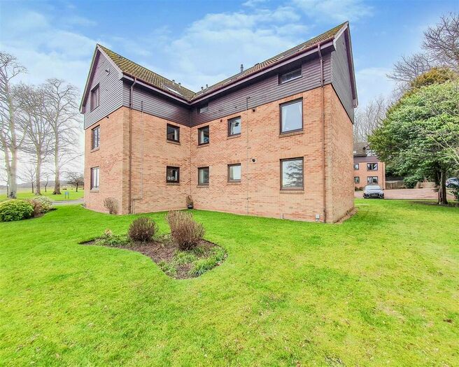 2 Bedroom Flat To Rent In Links Road, Lundin Links, Leven, KY8