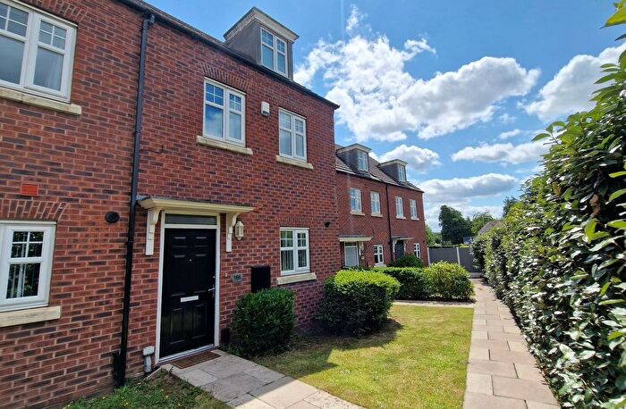 3 Bedroom Property To Rent In Bloomfield Road, Tipton, DY4