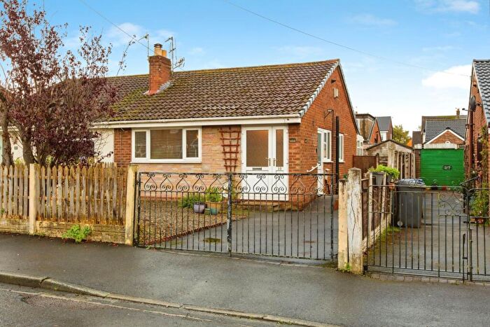2 Bedroom Bungalow For Sale In Arrowsmith Close, Hoghton, Preston, Lancashire, PR5