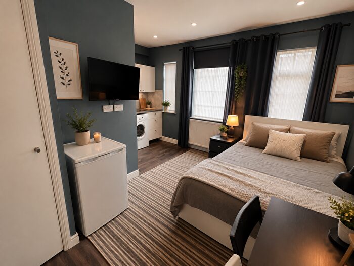 Studio To Rent In Cardiff Road, Luton, LU1