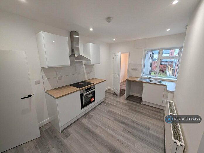2 Bedroom Terraced House To Rent In Station Road, Nottingham, NG16