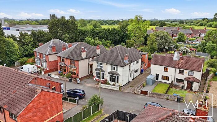3 Bedroom Semi-Detached House For Sale In Finkle Street, Bentley, Doncaster, DN5