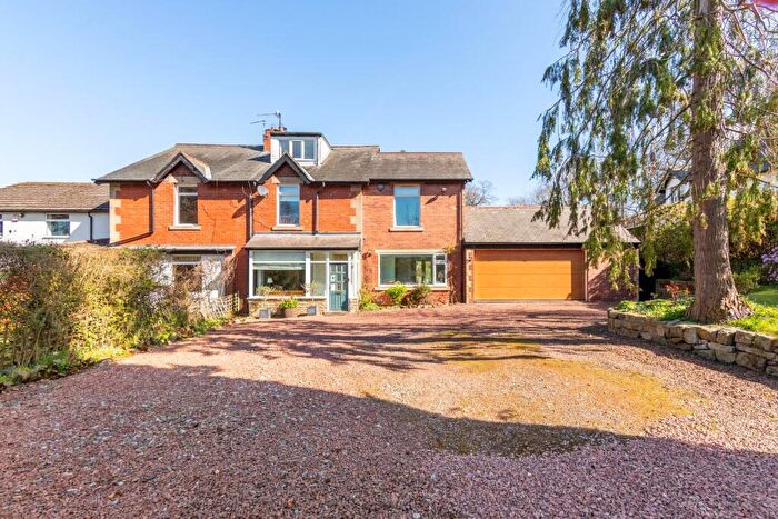 5 Bedroom Semi-Detached House For Sale In Apperley Road, Stocksfield, NE43
