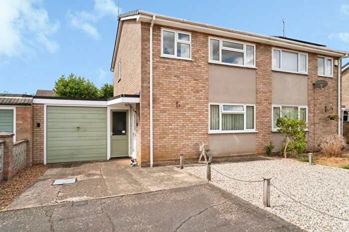 3 Bedroom Semi-Detached House For Sale In Clarendon Road, Fakenham, NR21