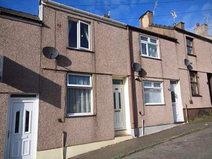 2 Bedroom Property For Sale In St. Helens Street, Caernarfon, LL55